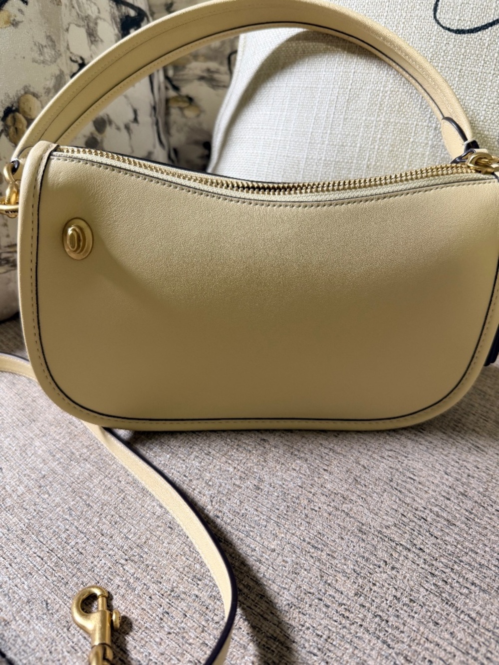 Coach Swinger Moonlight Butter Yellow